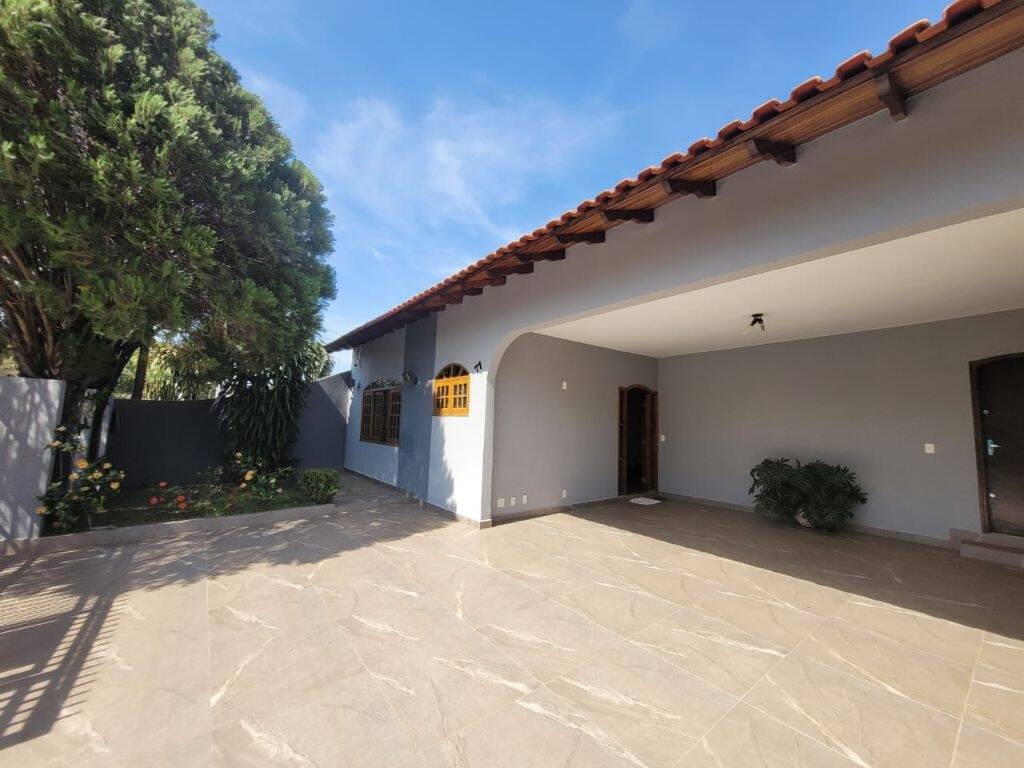 #MW.352403C - Casa para Venda em Londrina - PR