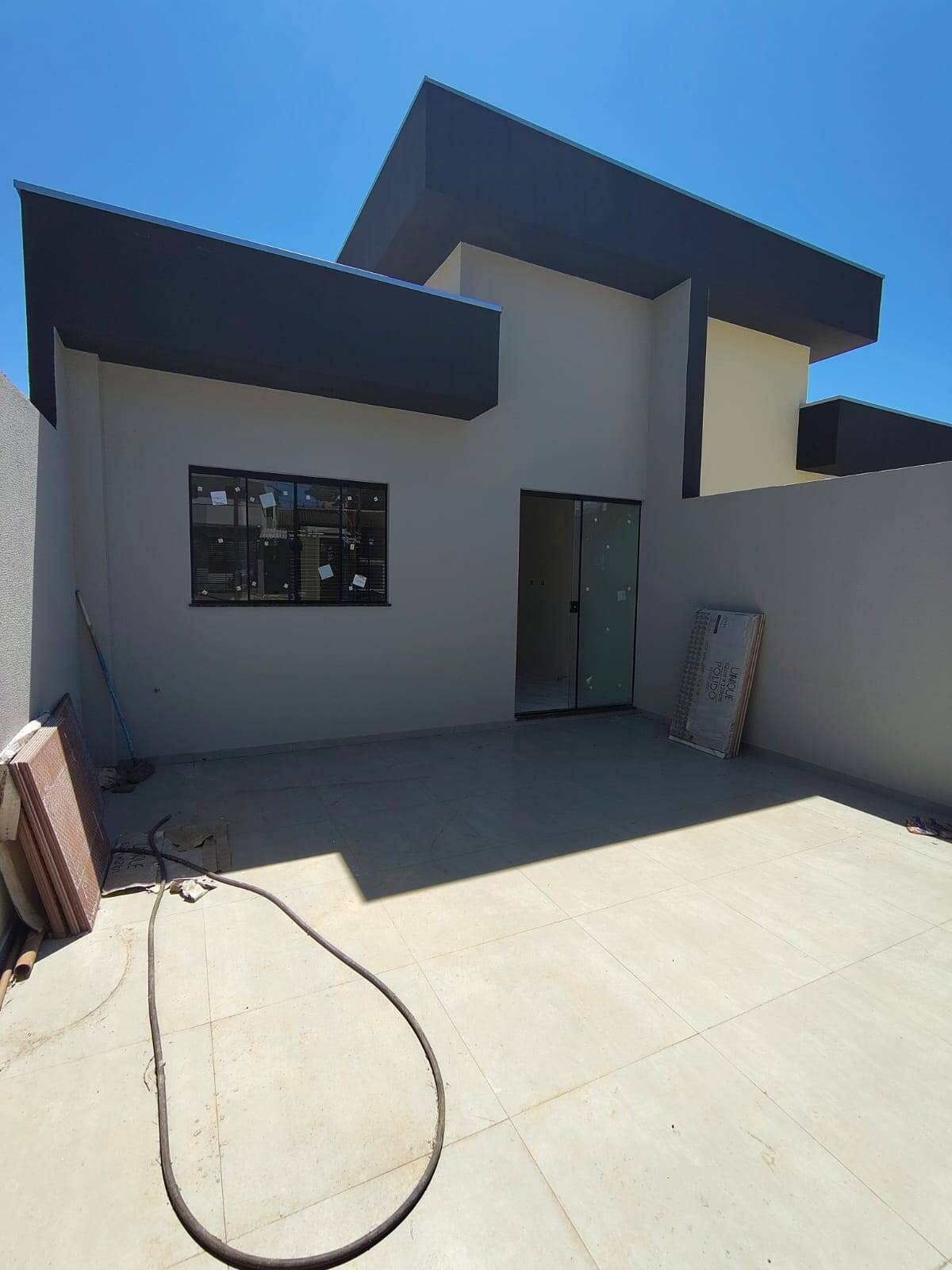 #W.412404C - Casa para Venda em Londrina - PR