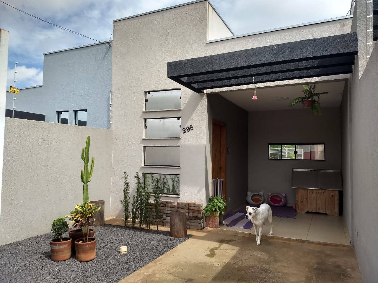 #W.050225C - Casa para Venda em Londrina - PR