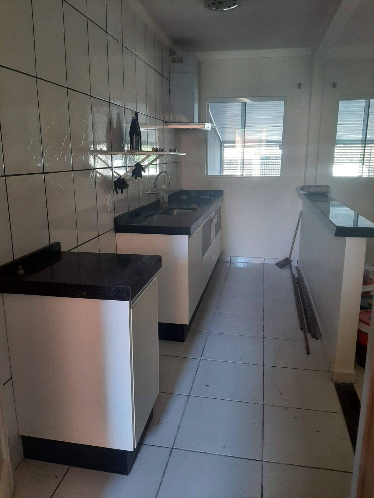 #W.070225C - Casa para Venda em Londrina - PR