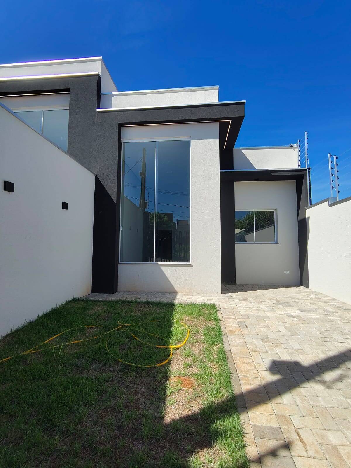 #W.122408C - Casa para Venda em Londrina - PR