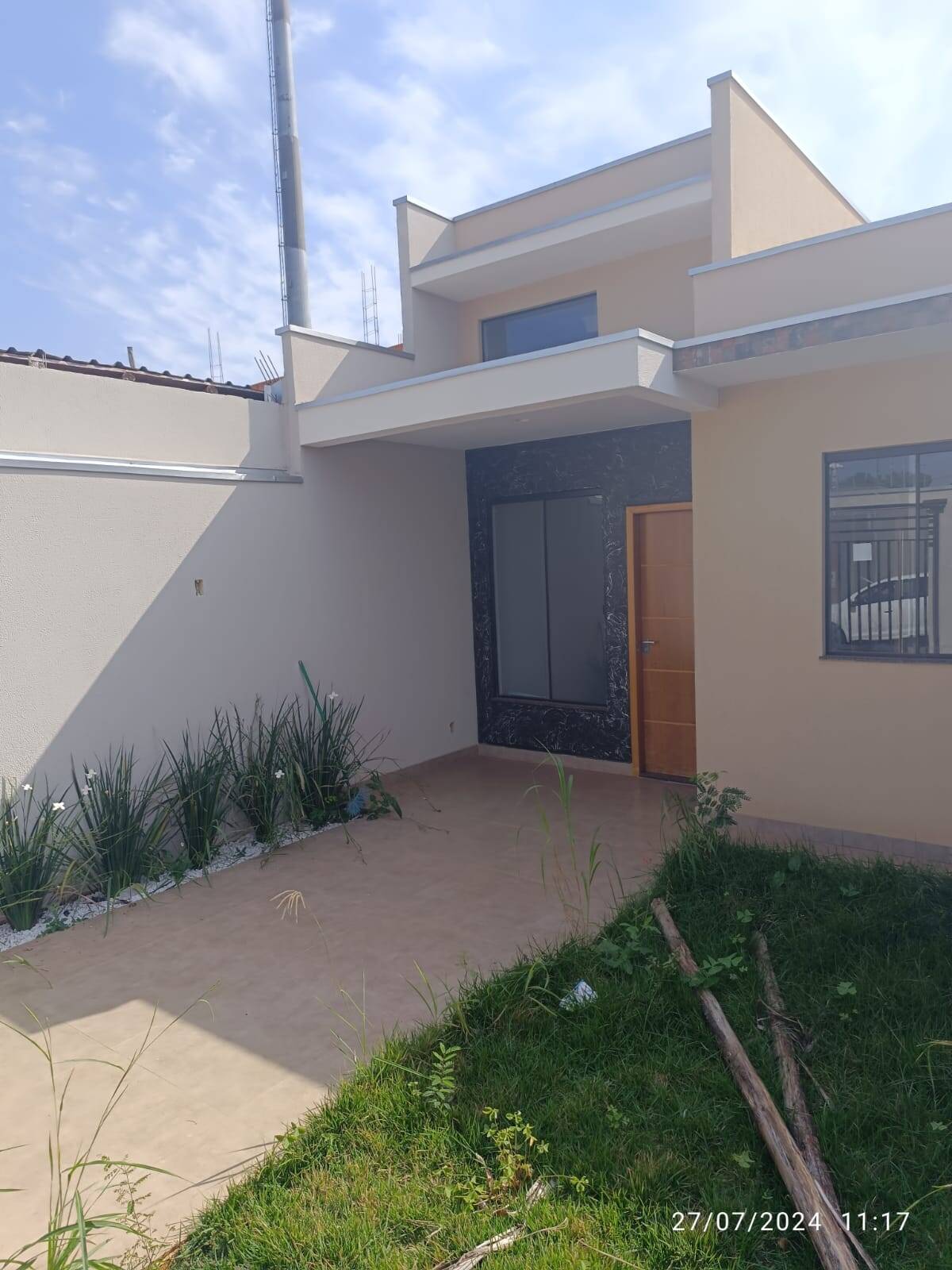 #W.051025C - Casa para Venda em Londrina - PR