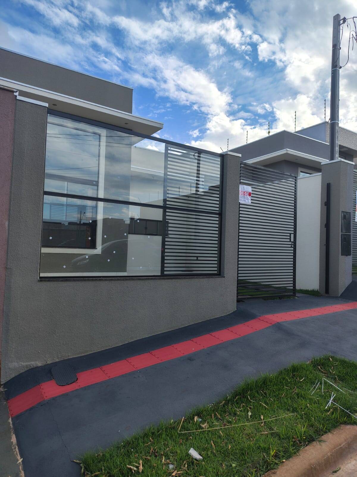 #MW.202407C - Casa para Venda em Cambé - PR