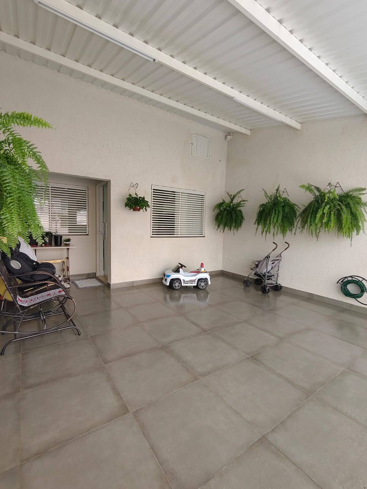 #W,041125C - Casa para Venda em Londrina - PR