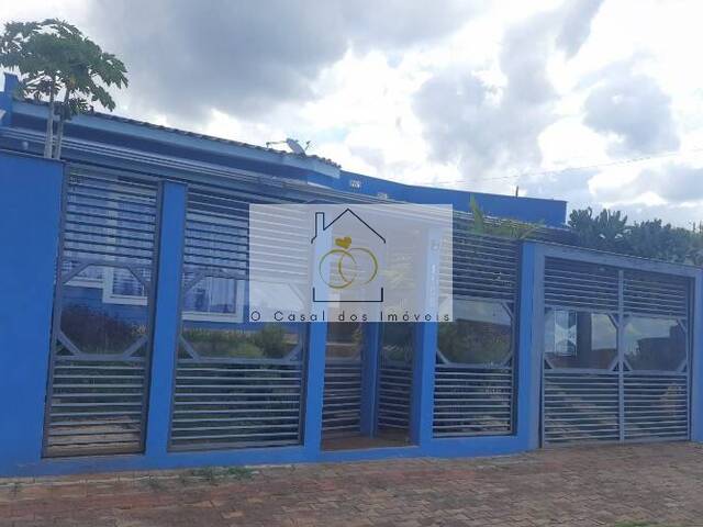 #W.182402C - Casa para Venda em Londrina - PR