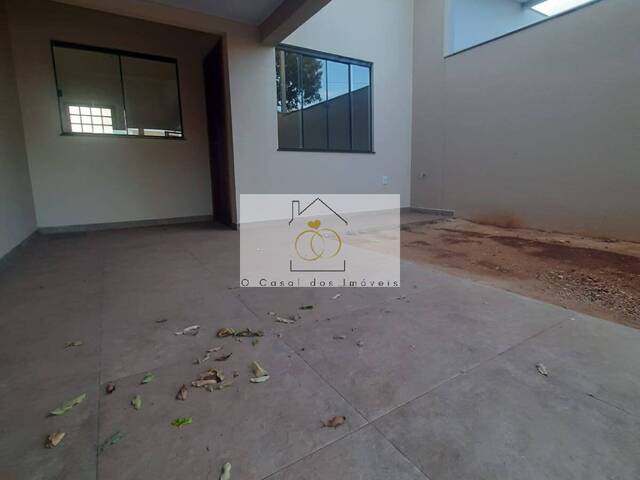 #W.092409C - Casa para Venda em Londrina - PR
