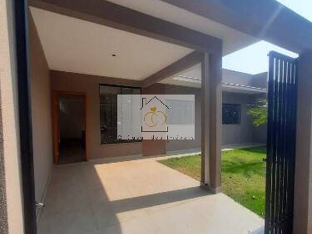 #W.122410C - Casa para Venda em Londrina - PR
