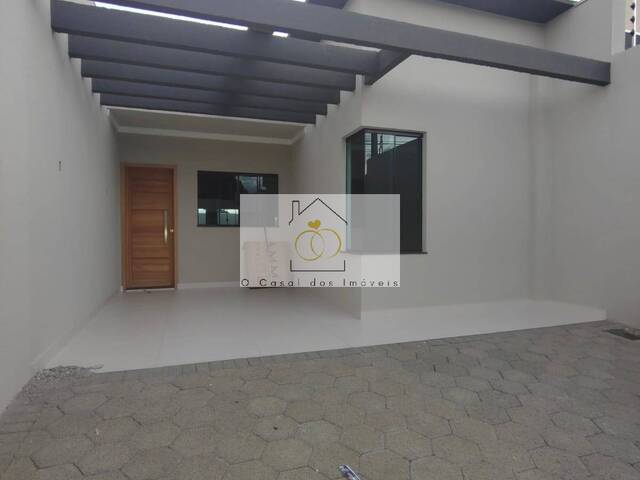 #W.190525C - Casa para Venda em Londrina - PR - 2