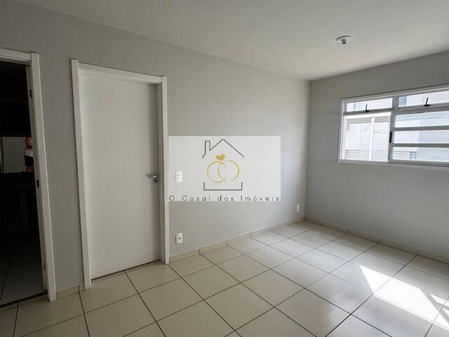 Apartamento para Venda em Londrina - 5