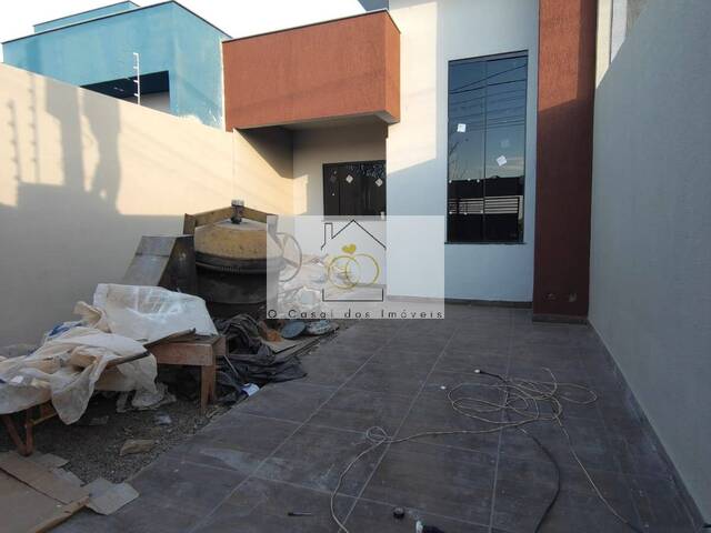 #W.030725C - Casa para Venda em Londrina - PR - 2
