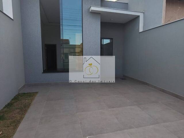 #W.030925C - Casa para Venda em Londrina - PR - 2