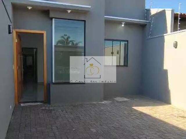 #W.040925C - Casa para Venda em Londrina - PR - 1