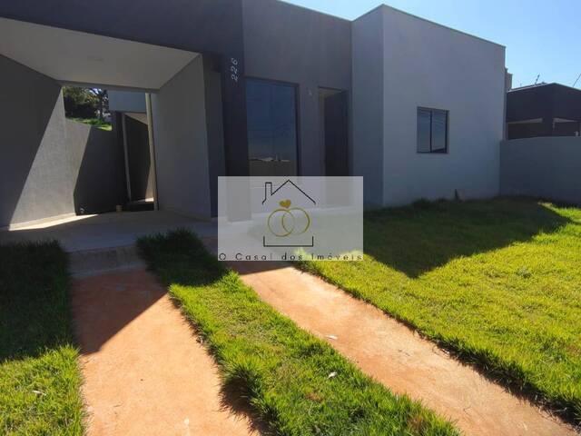 #W.060925C - Casa para Venda em Londrina - PR - 2