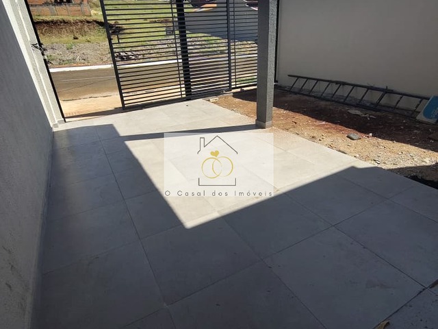 #W.090925C - Casa para Venda em Londrina - PR