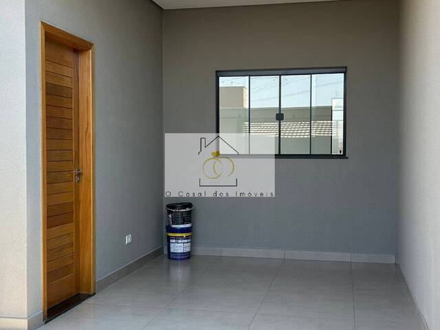 #W.031125C - Casa para Venda em Cambé - PR - 2