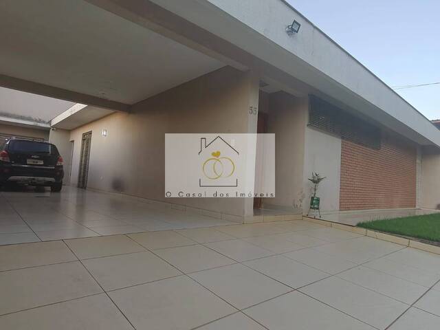 #W.081125C - Casa para Venda em Londrina - PR - 2