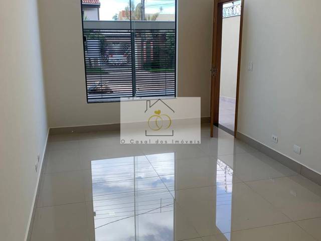 #W.020126C - Casa para Venda em Londrina - PR