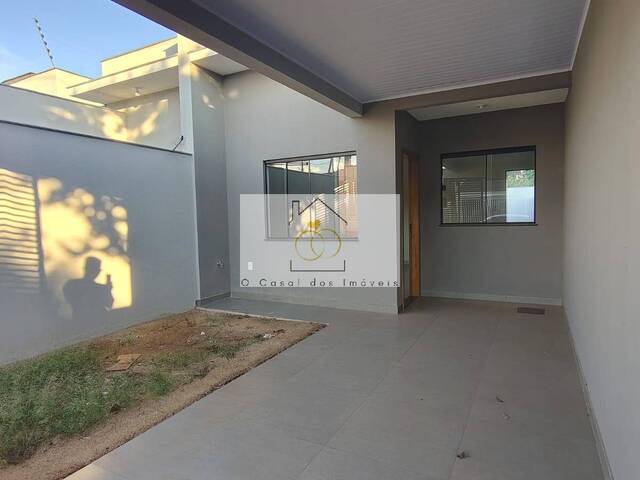 #W.230326C - Casa para Venda em Londrina - PR - 2