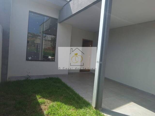 #W.090925C - Casa para Venda em Londrina - PR