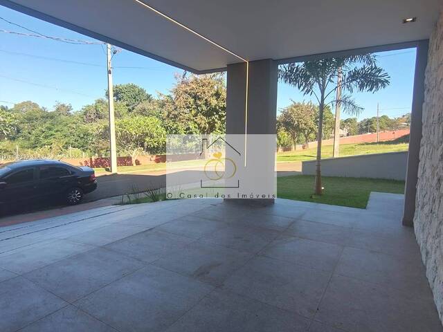 Sobrado em Condomínio para Venda em Londrina - 5